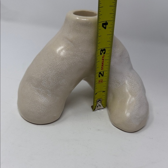 Modern Cream Ceramic Sculpture (candle holder) Brand New  6 x 4 “Decor - Picture 10 of 10